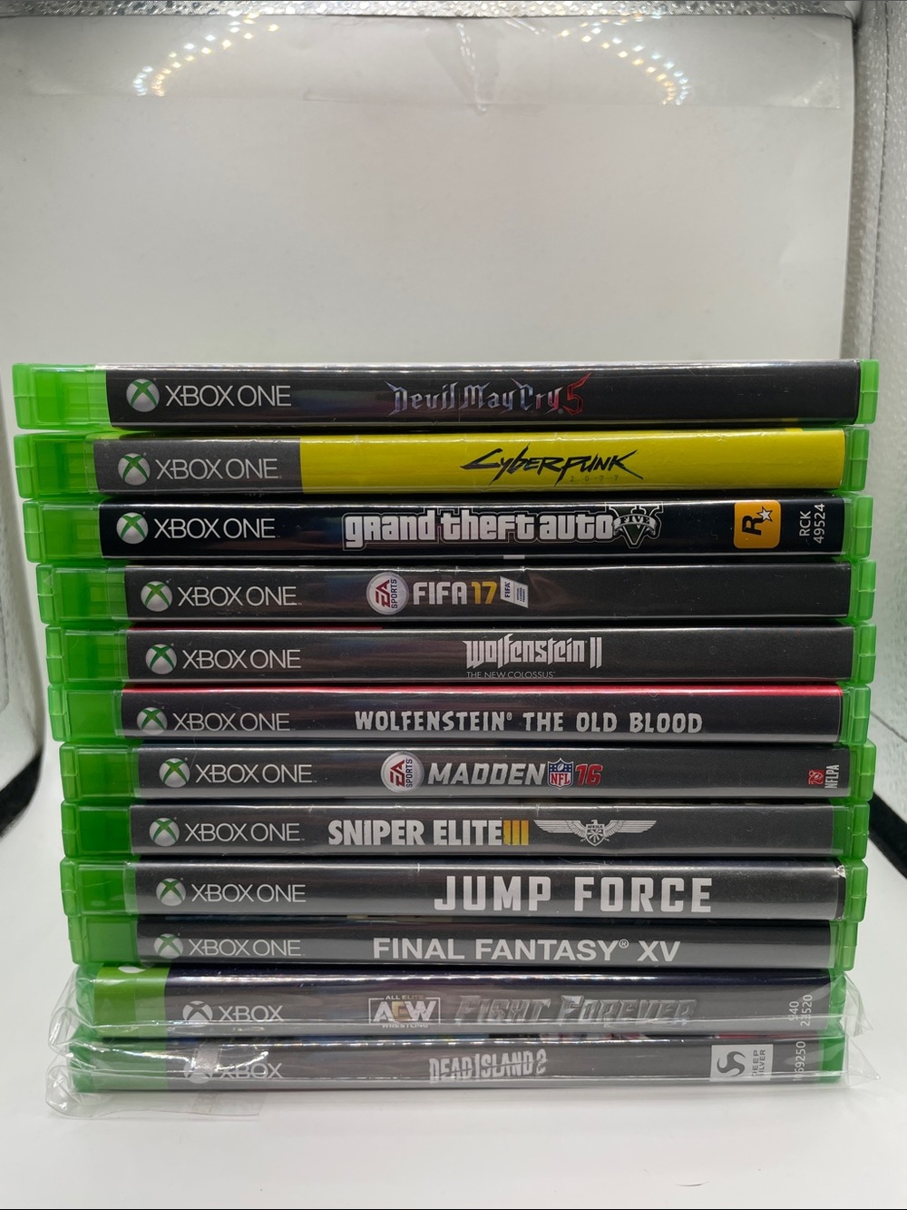 Game Bundle Xbox one lot of 12